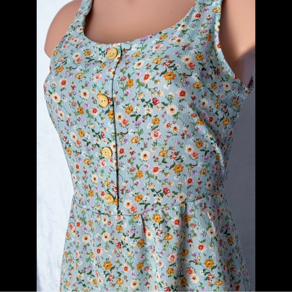 SOLD. - Picture 4 of 5